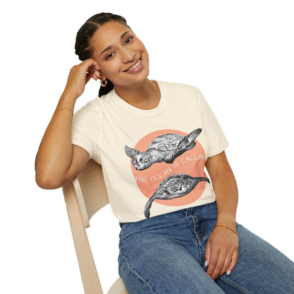 Sea Turtle 'The Ocean Is Calling' T-Shirt