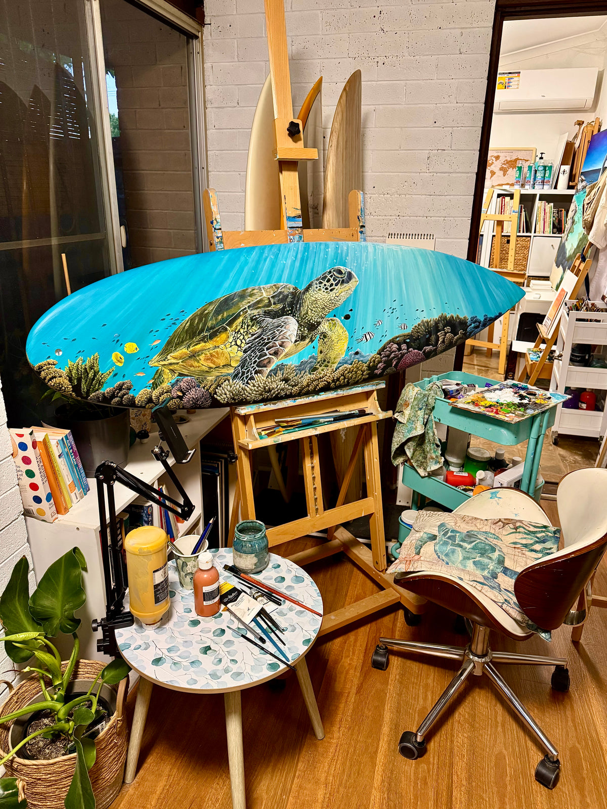 "Beam me up Scotty" Surfboard artwork